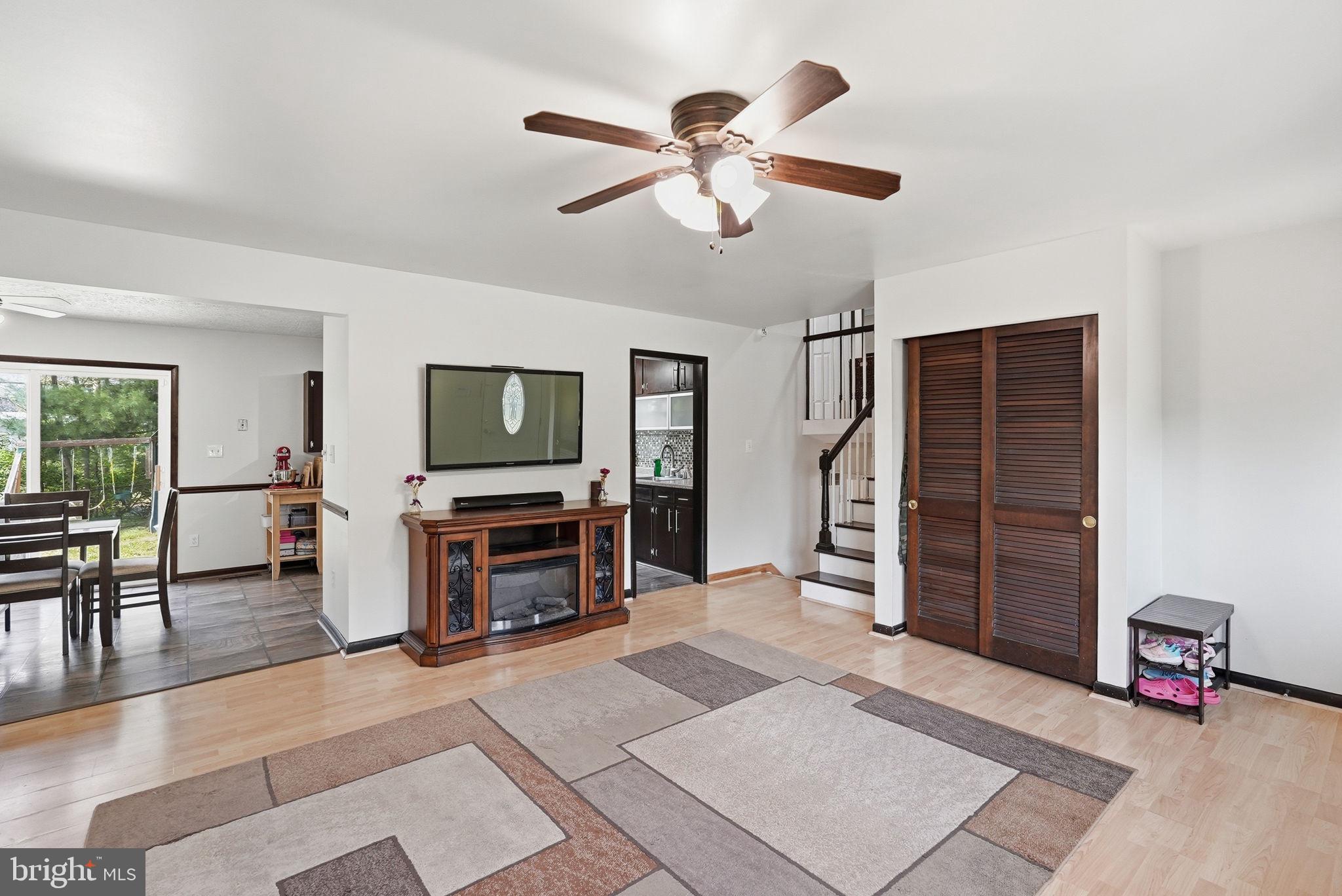 SPRINGFIELD ESTATES - Residential