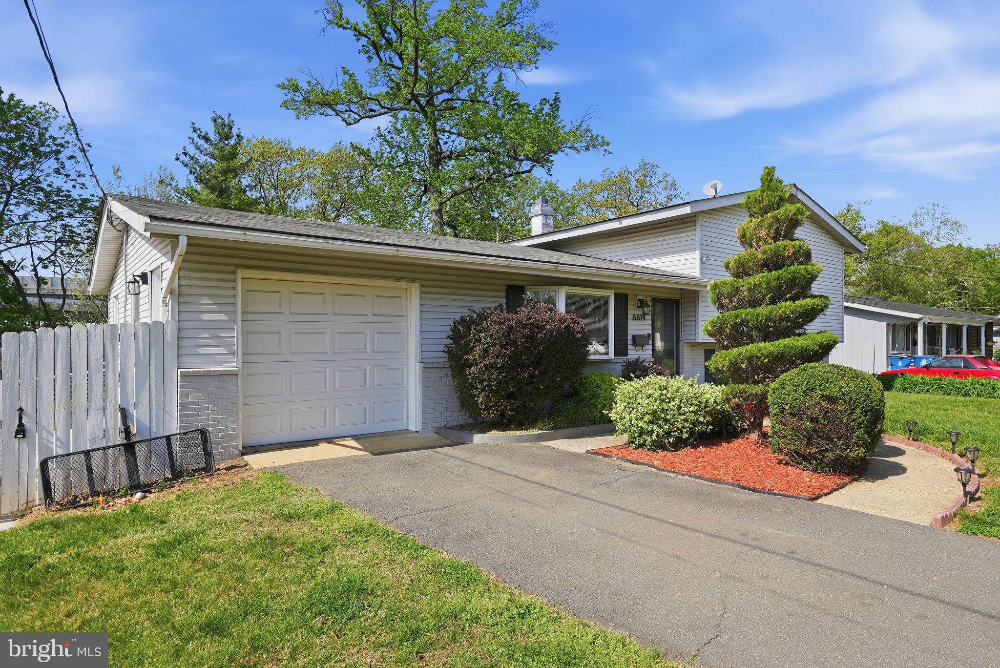 SPRINGFIELD ESTATES - Residential