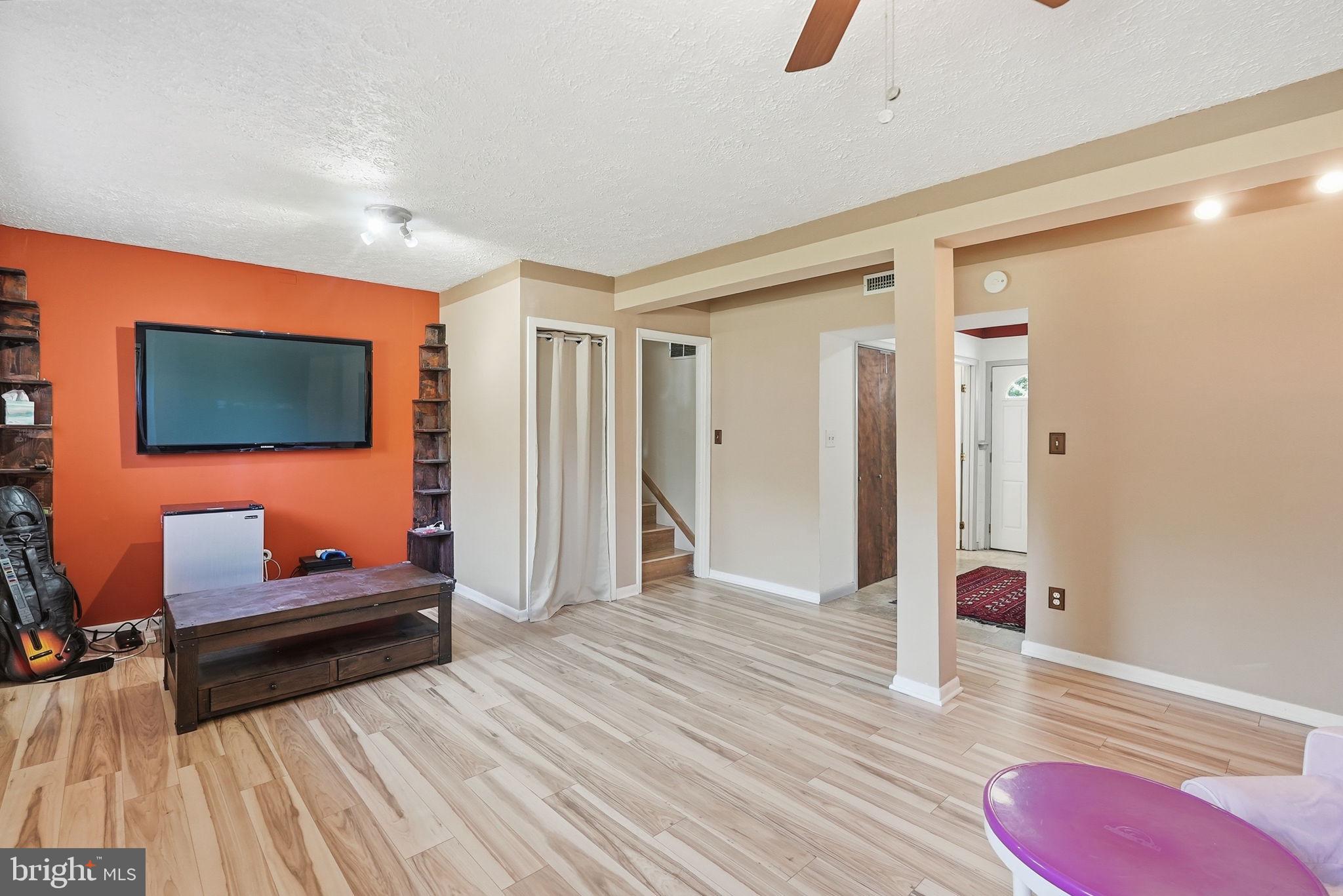 SPRINGFIELD ESTATES - Residential