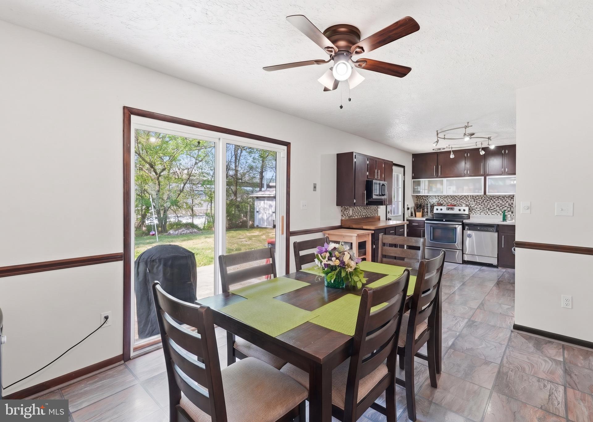 SPRINGFIELD ESTATES - Residential