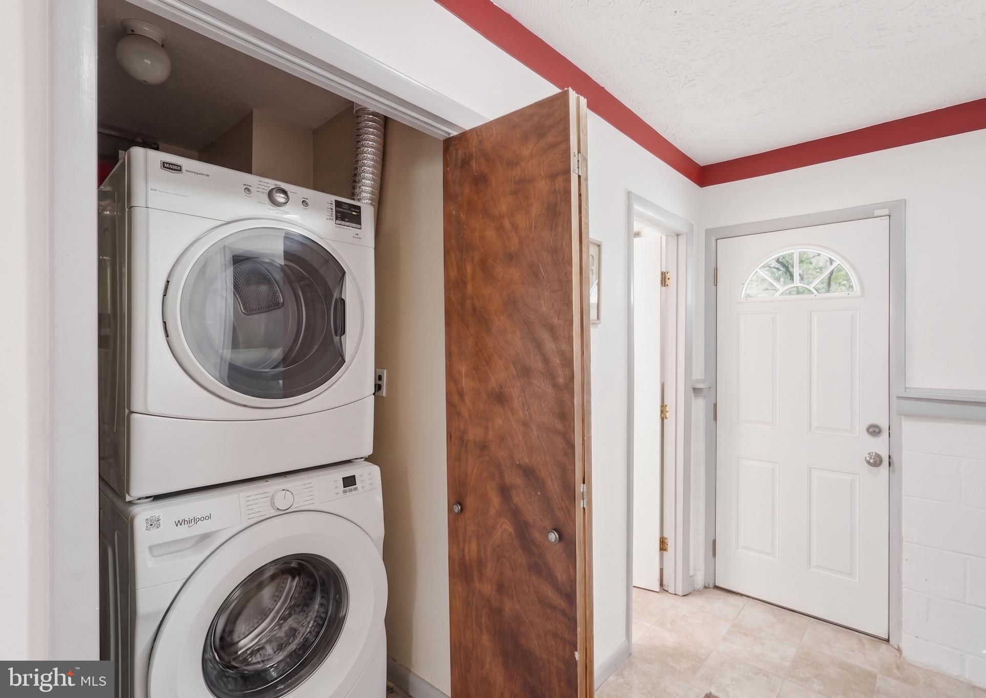 SPRINGFIELD ESTATES - Residential