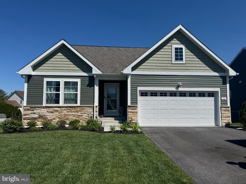 94 PHEASANT RIDGE HANOVER PA 17331