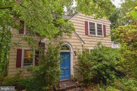 Homes For Sale - 24 Merrymount Road<br/> BALTIMORE, MD 21210