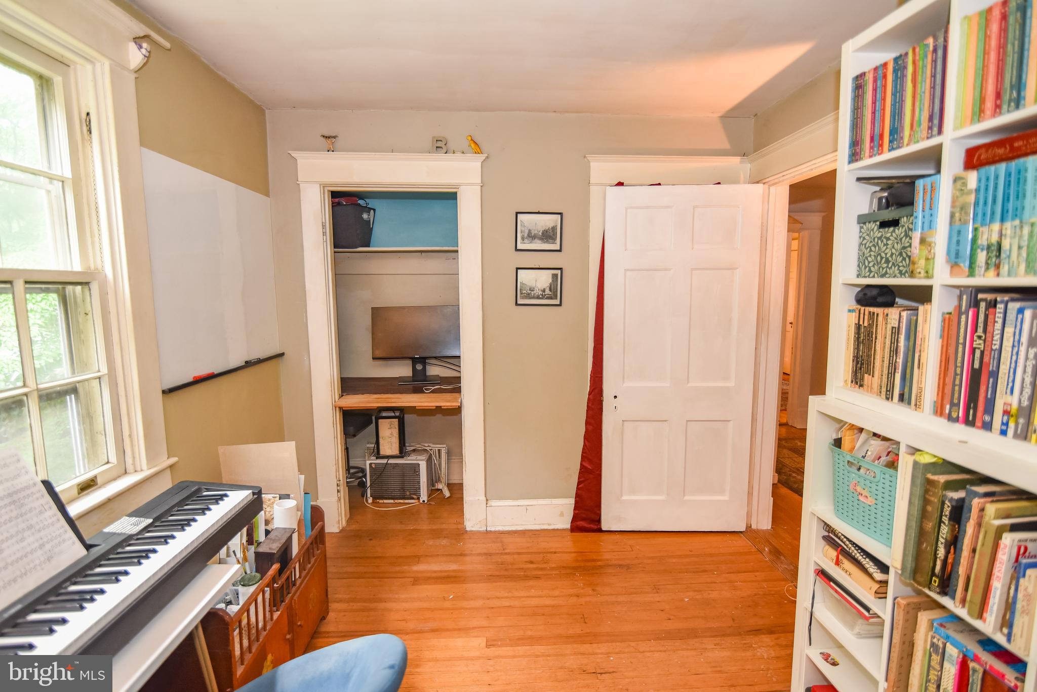 ROLAND PARK - Residential