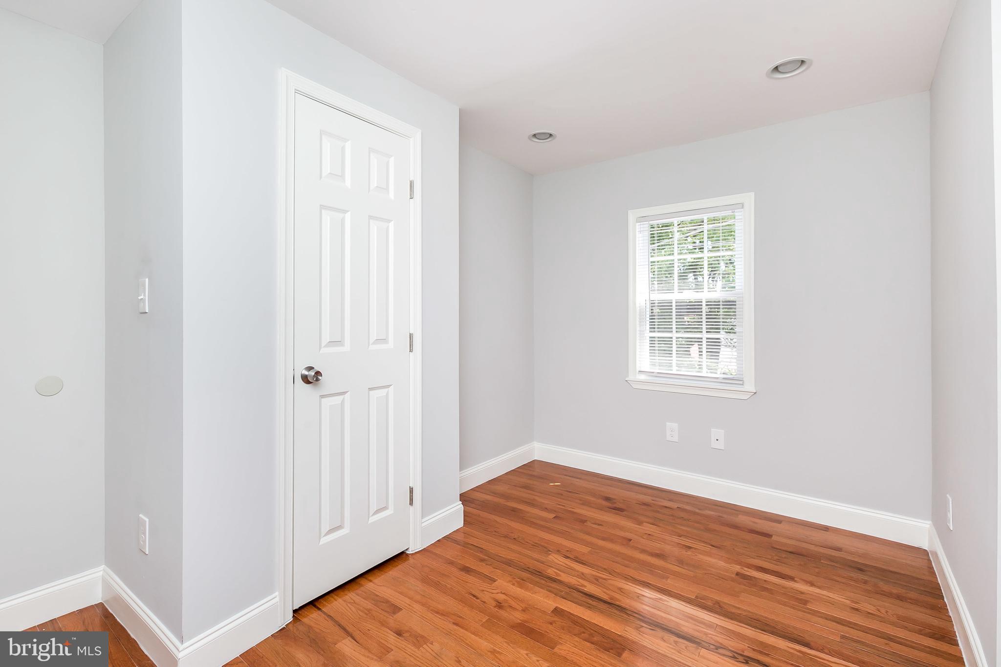 HARWOOD - Residential Lease