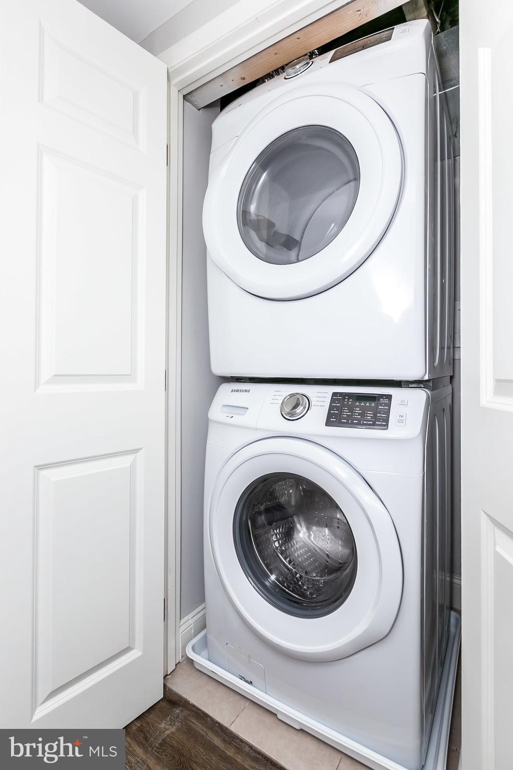 HARWOOD - Residential Lease