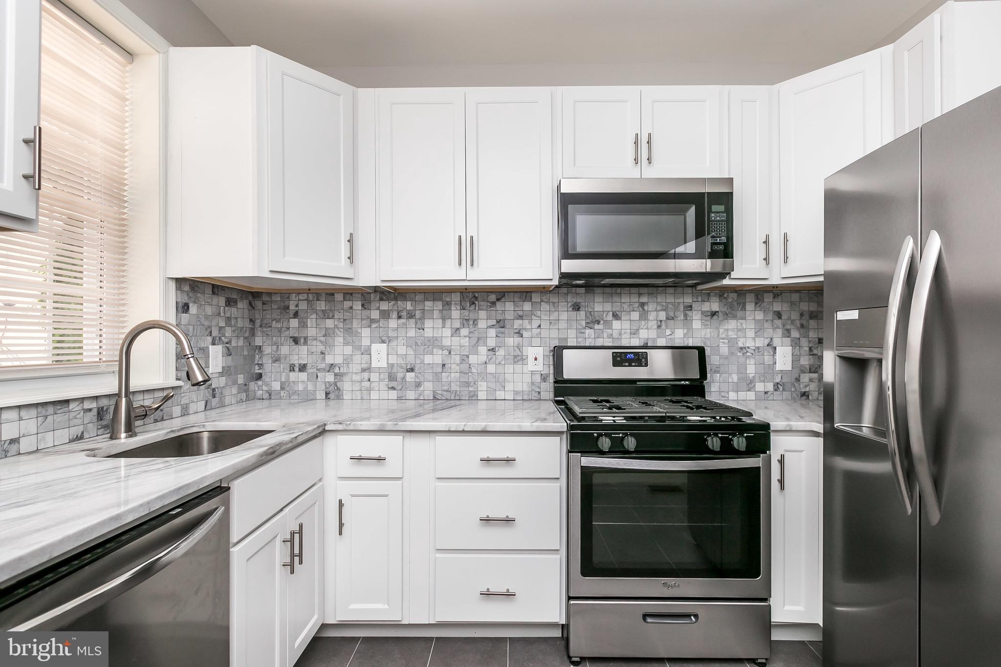 HARWOOD - Residential Lease