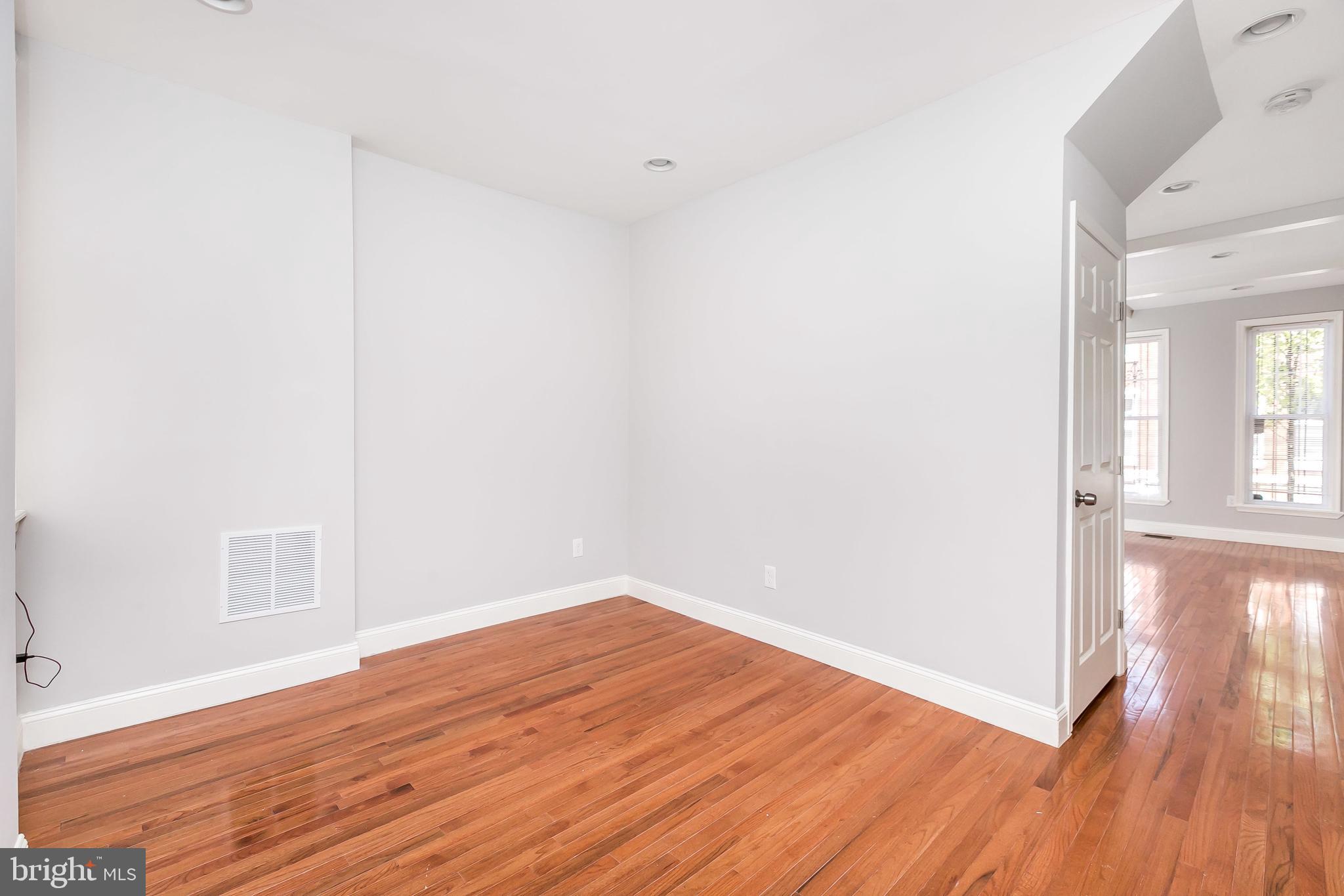 HARWOOD - Residential Lease