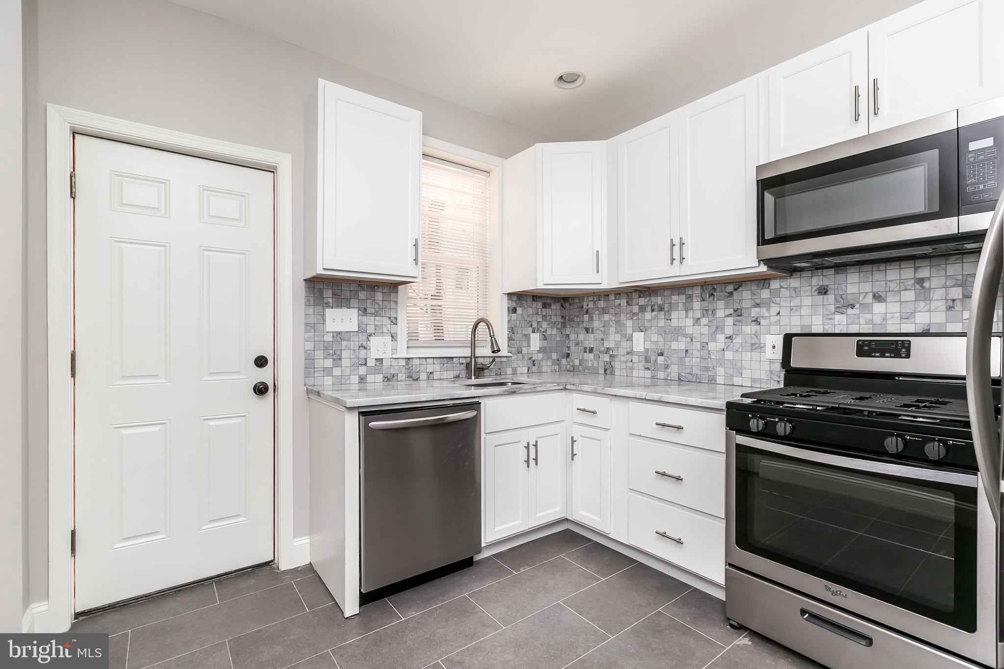 HARWOOD - Residential Lease