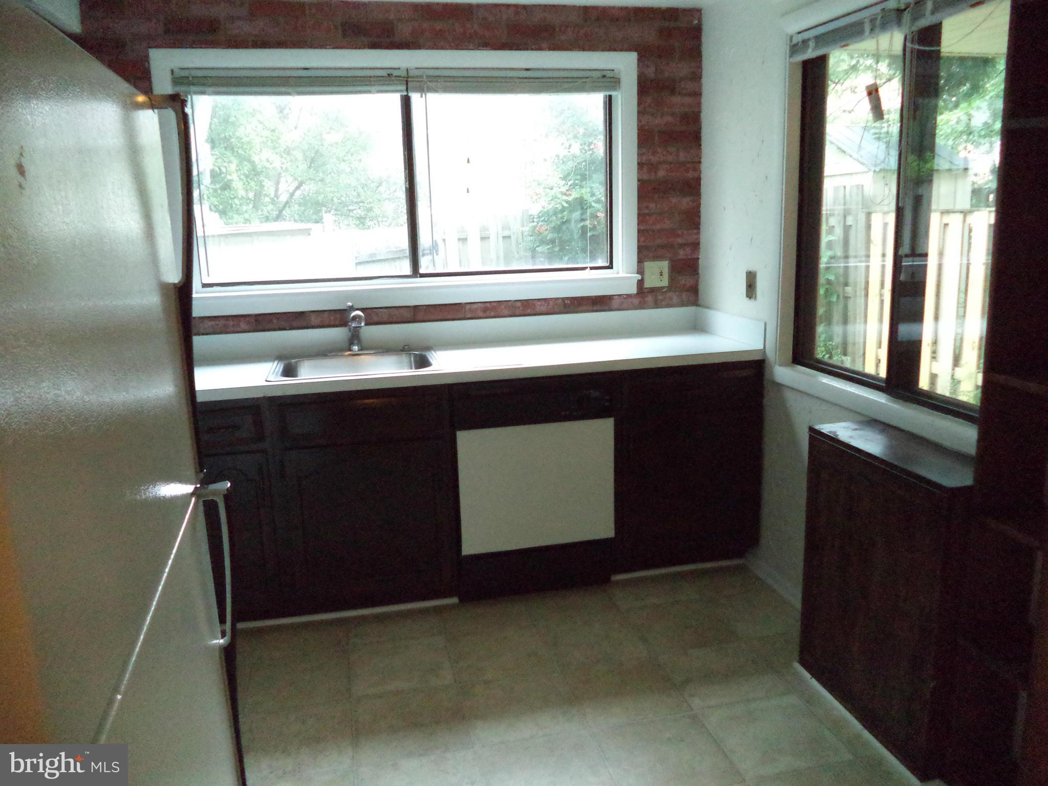 REFLECTION LAKE - Residential Lease