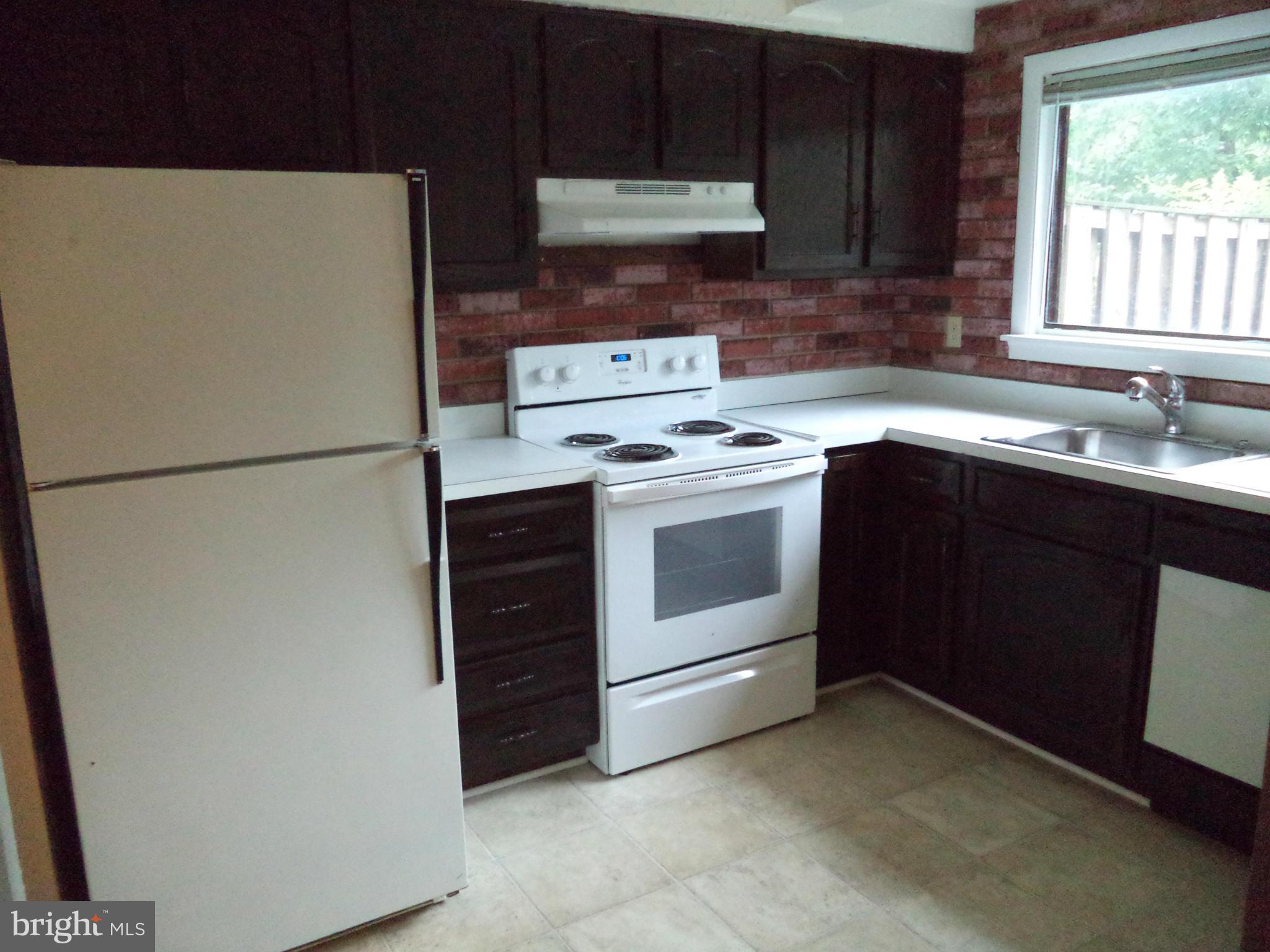 REFLECTION LAKE - Residential Lease