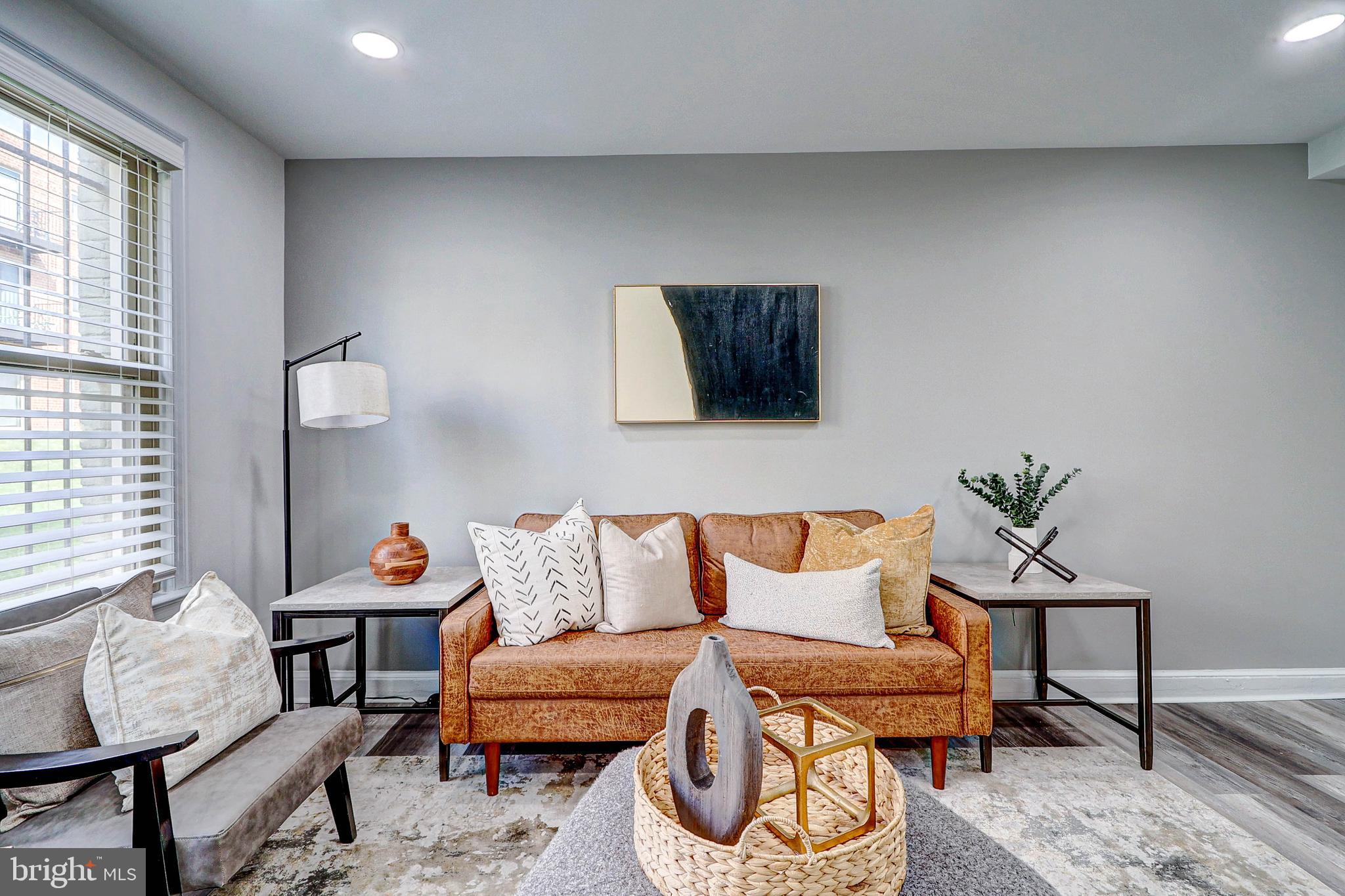 4420 1ST PLACE NE 12