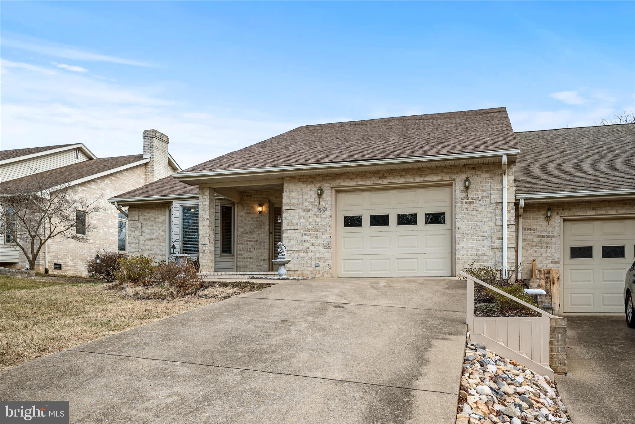 GRAND VIEW ESTATES - Residential