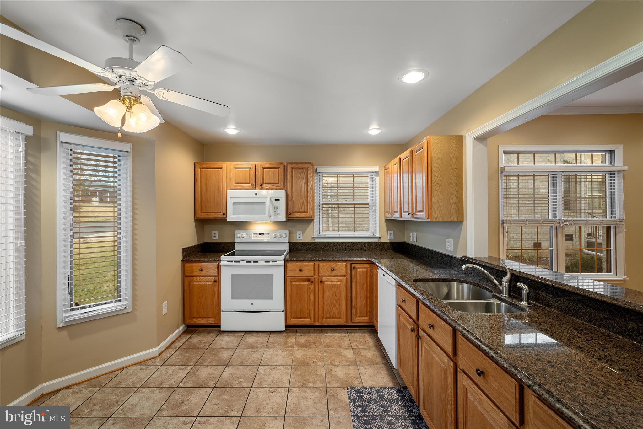 GRAND VIEW ESTATES - Residential