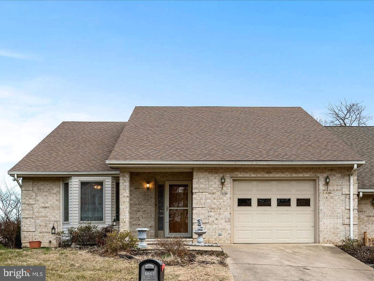 GRAND VIEW ESTATES - Residential