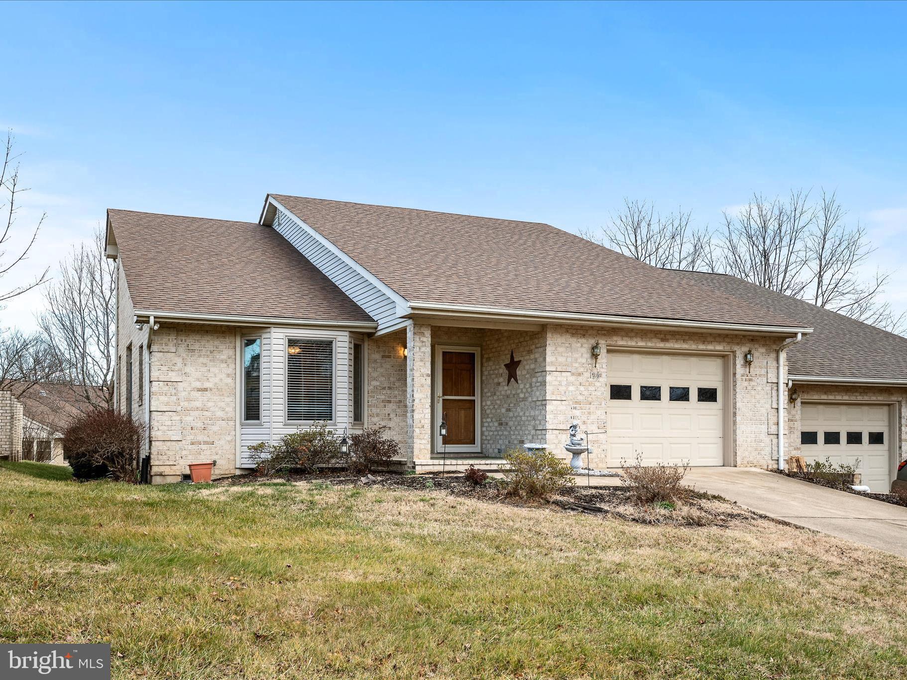 GRAND VIEW ESTATES - Residential