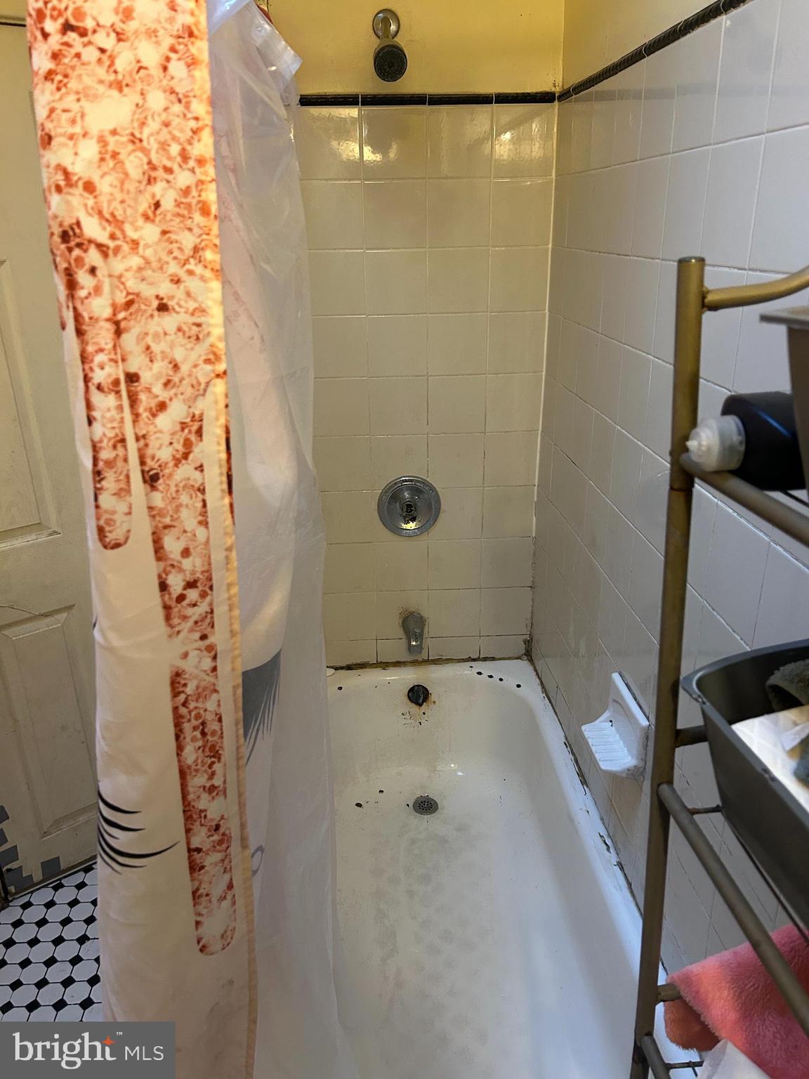 ELMWOOD PARK - Residential