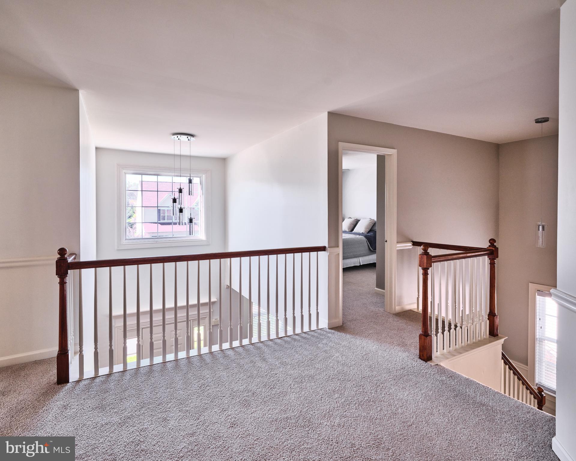 RIVERWOODS - Residential