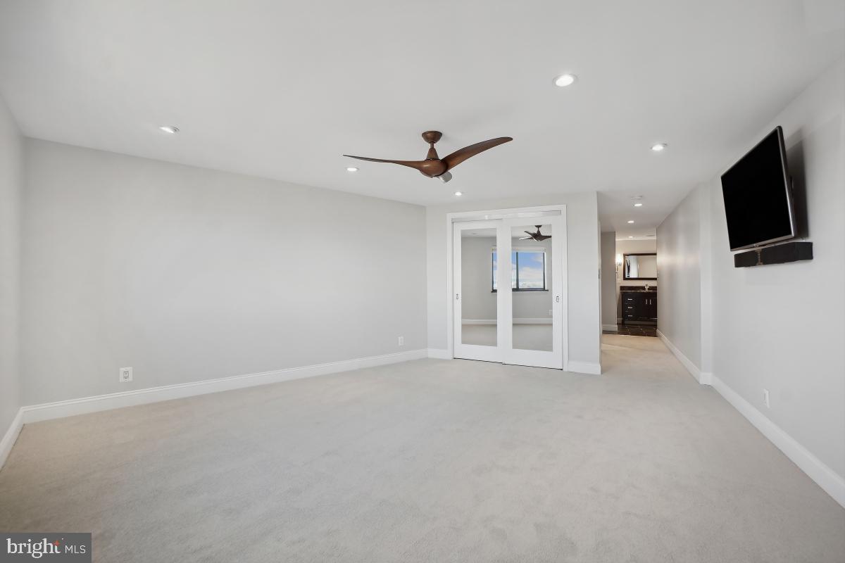 MONTEBELLO - Residential