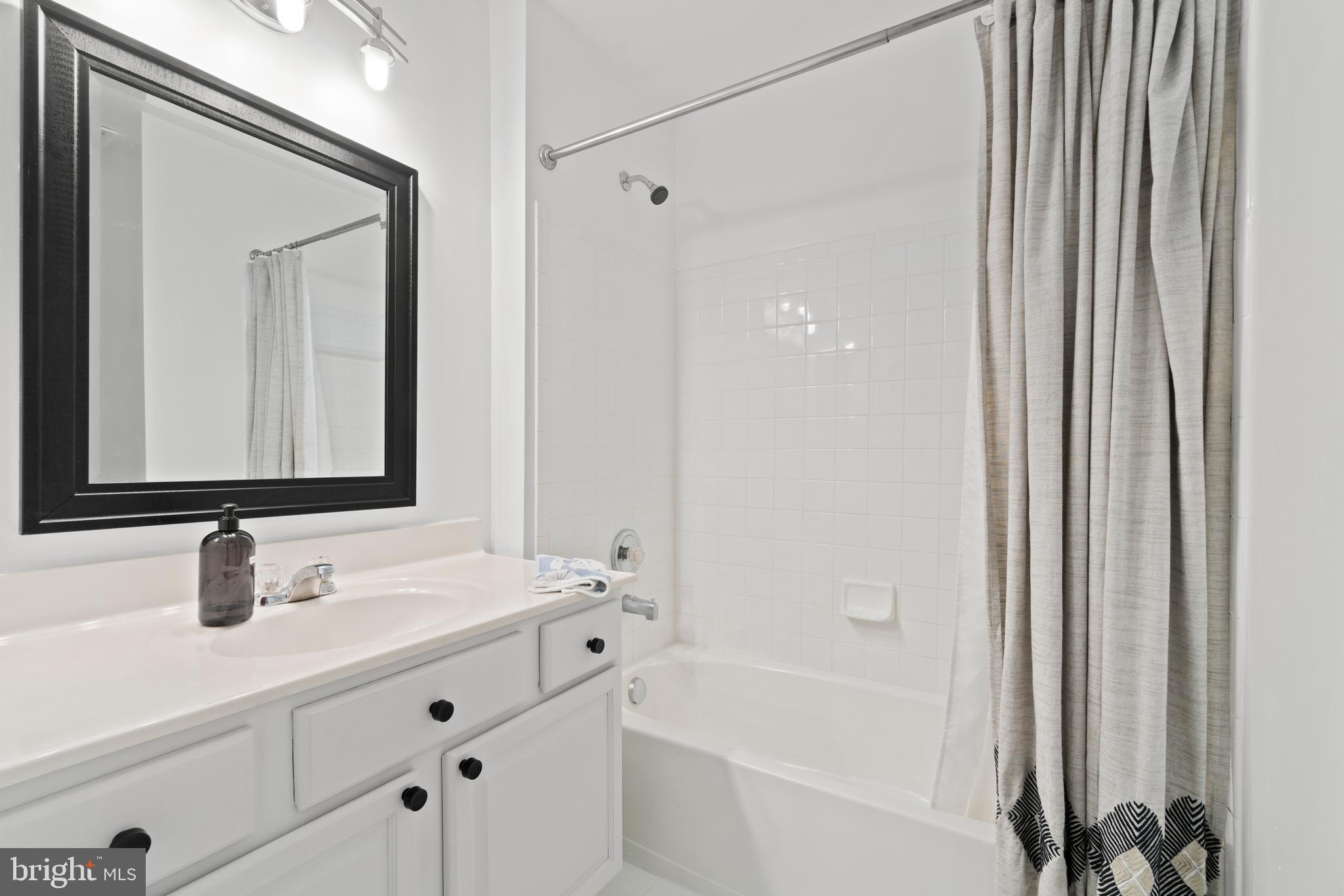 BRAEMAR - Residential