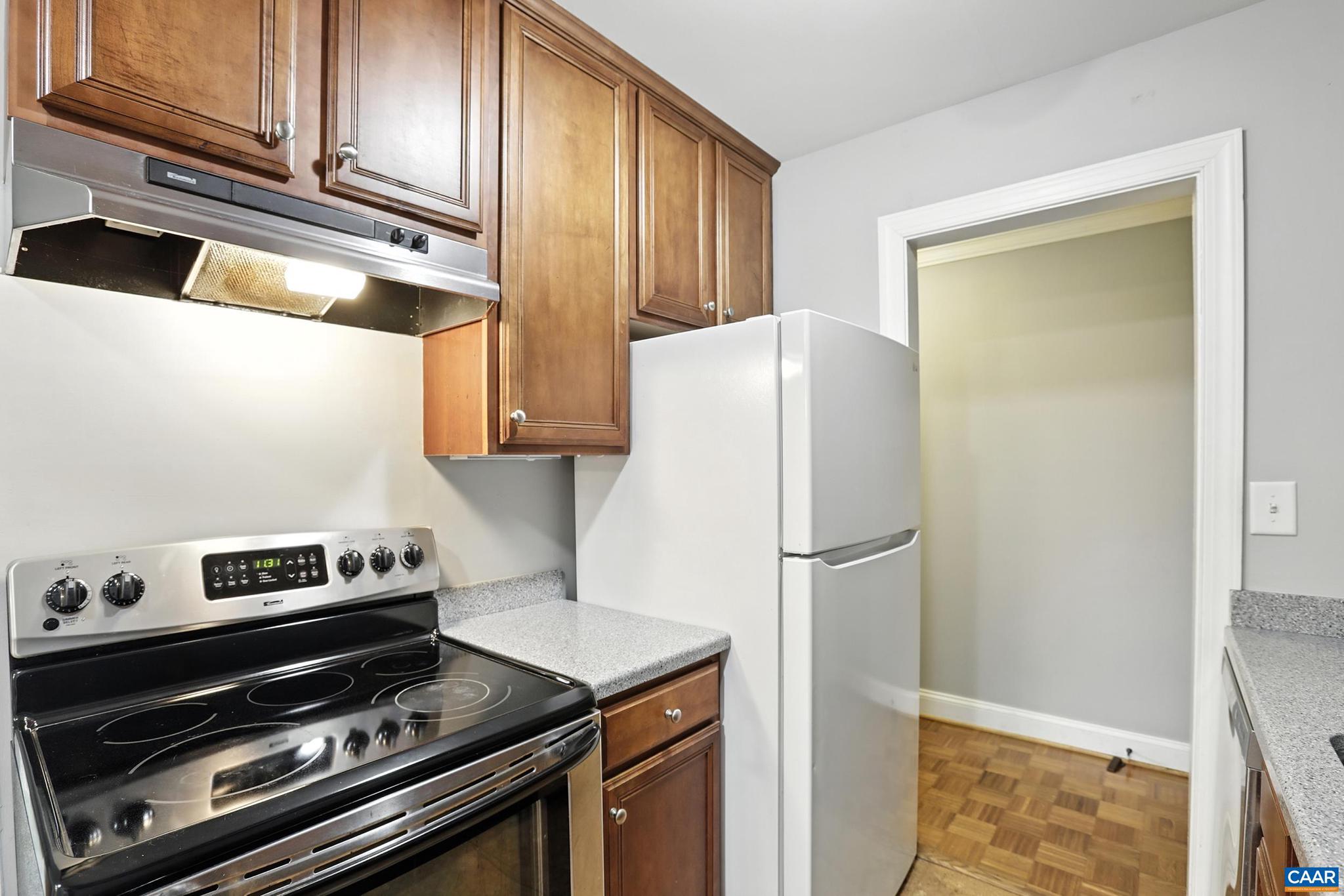 1800 JEFFERSON PARK AVE 120