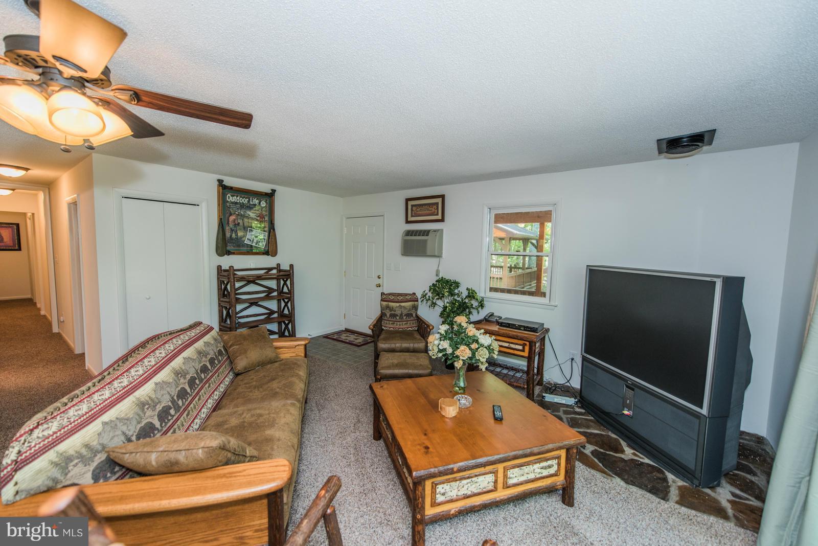 ROUSE MT - Residential