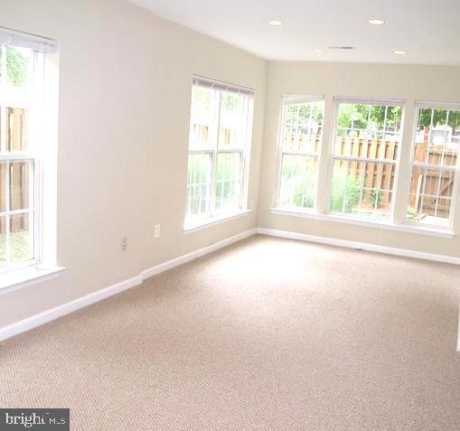 COLONNADE AT DULLES - Residential Lease