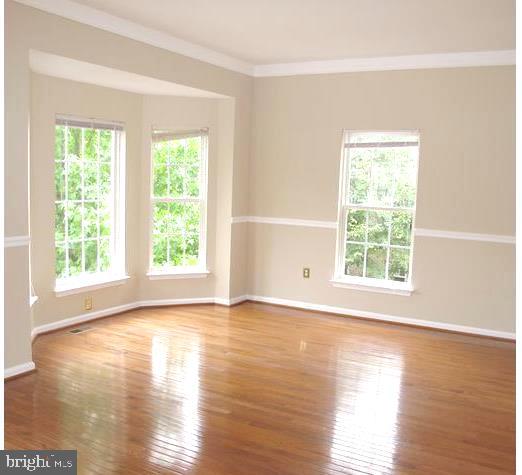 COLONNADE AT DULLES - Residential Lease