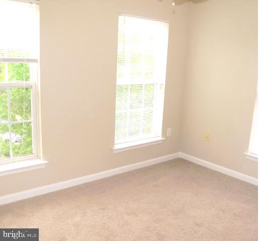 COLONNADE AT DULLES - Residential Lease