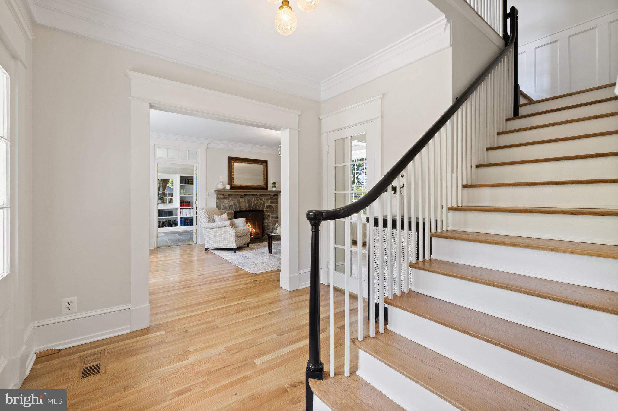 COUNTRY CLUB - Residential