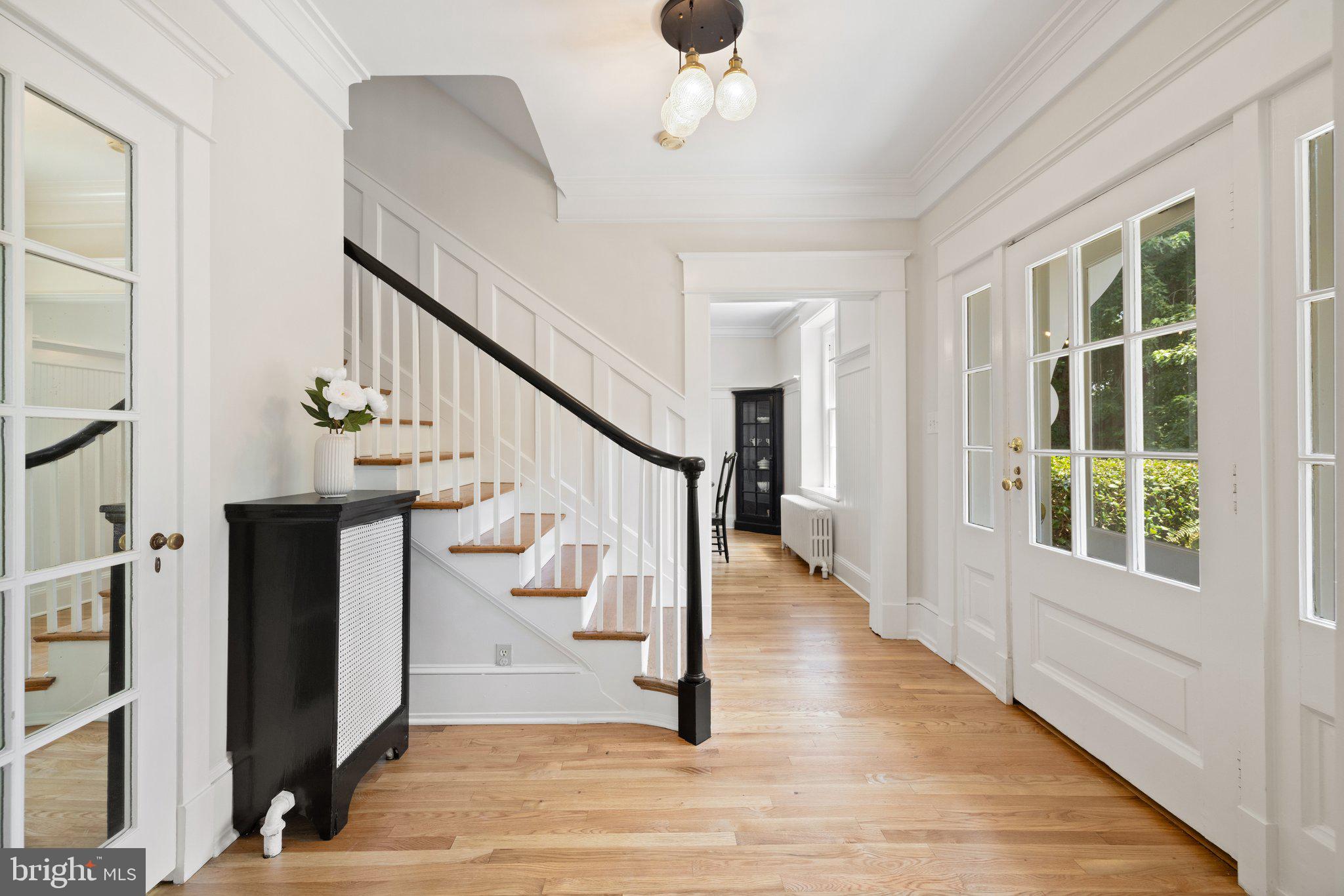 COUNTRY CLUB - Residential