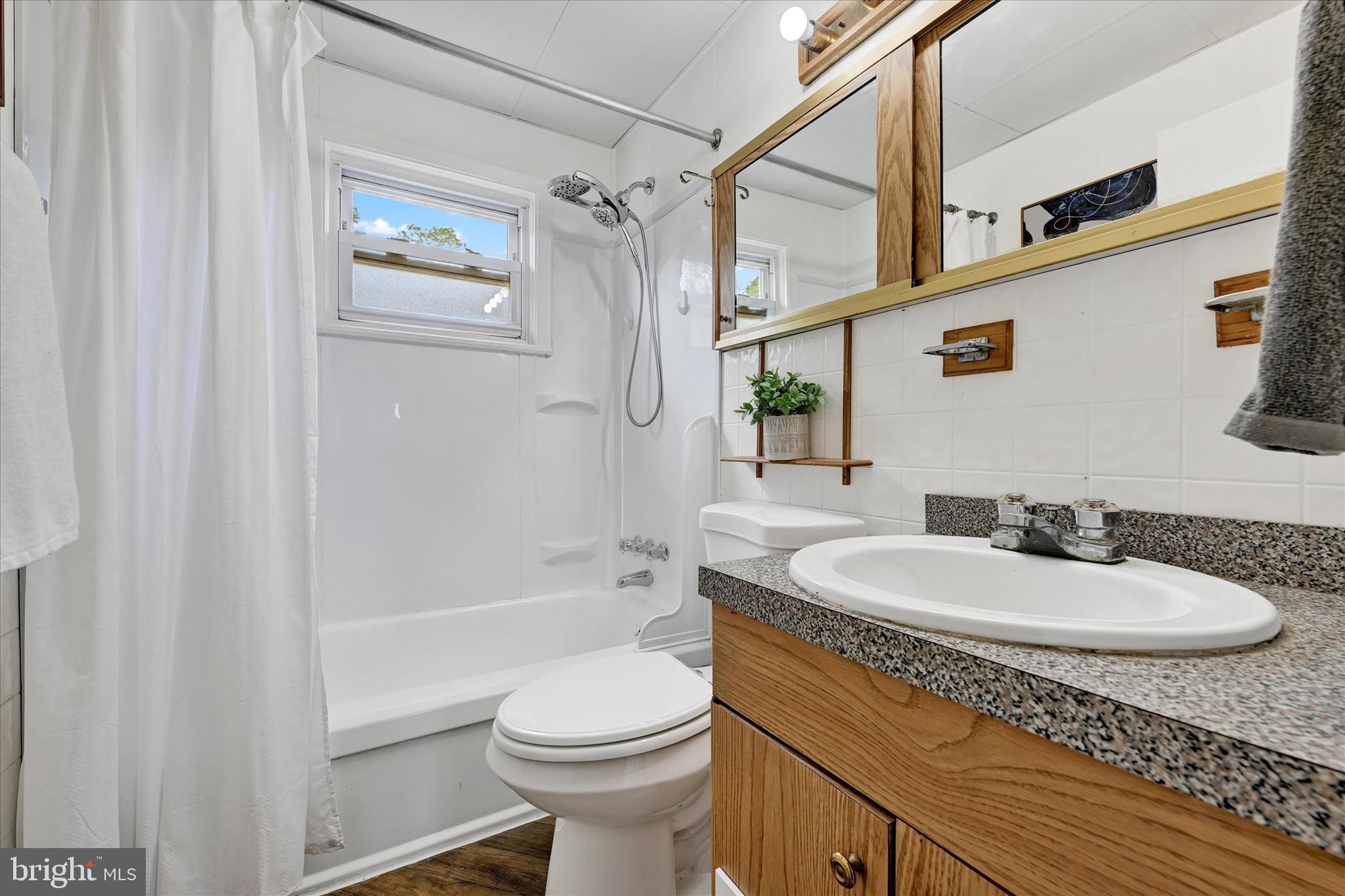 FRIENDSHIP GARDENS - Residential