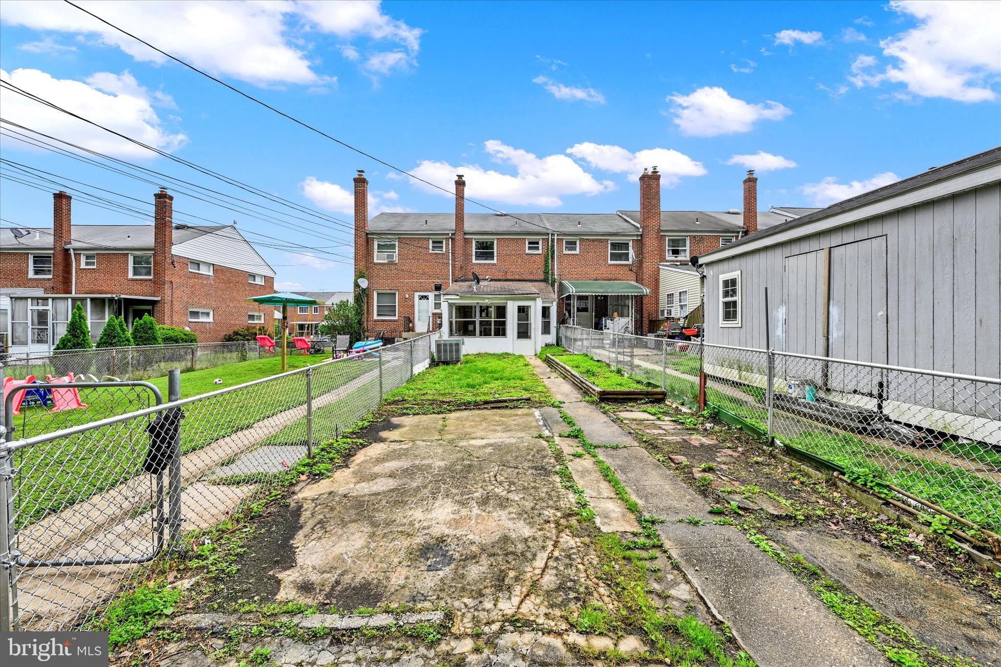 FRIENDSHIP GARDENS - Residential