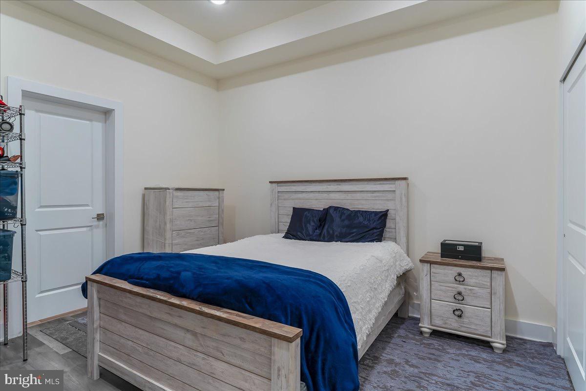 WEST KENSINGTON - Residential