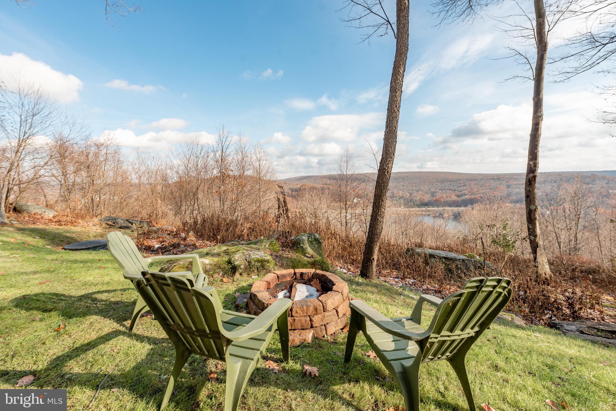 DEEP CREEK HIGHLANDS - Residential