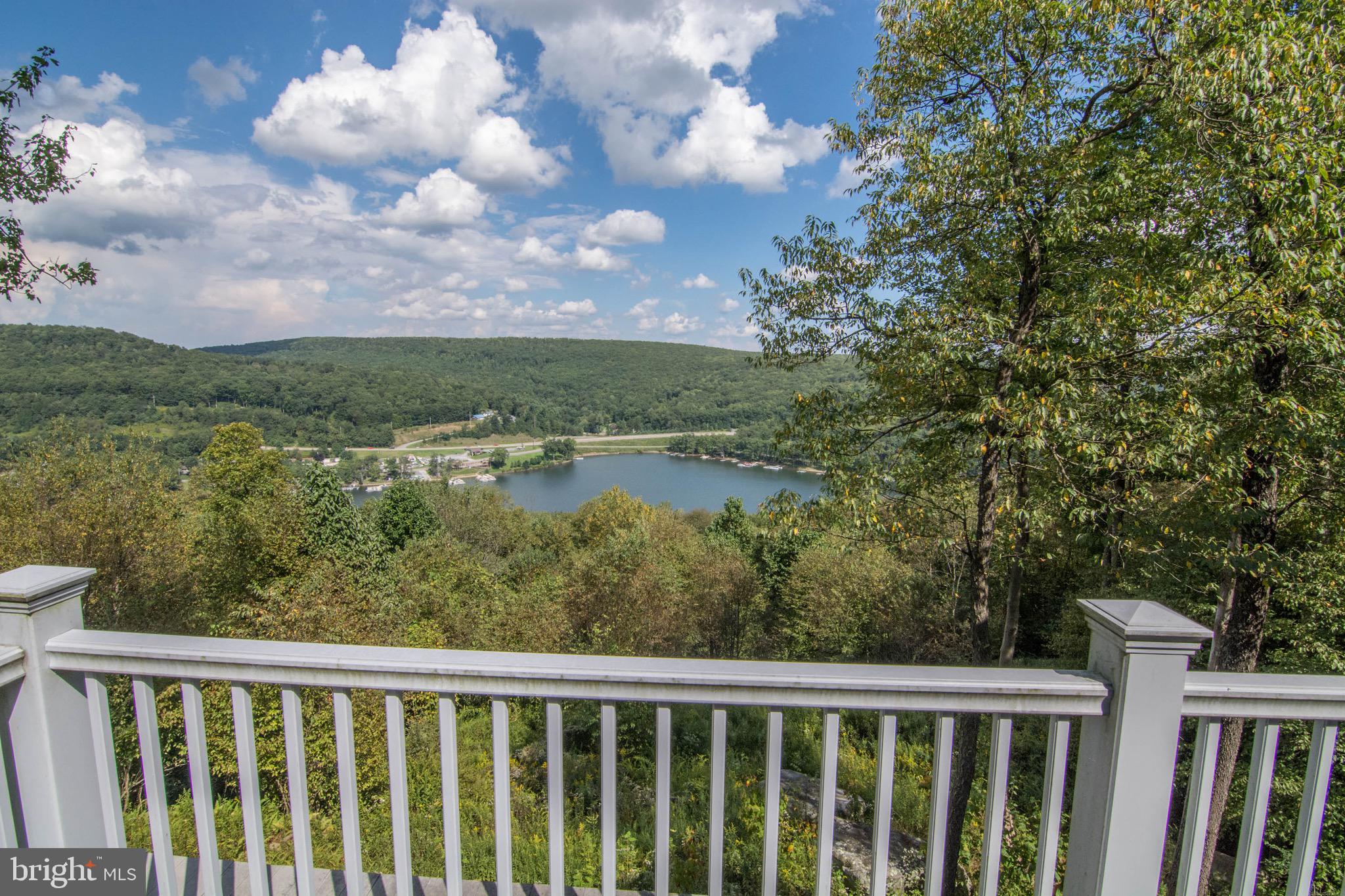 DEEP CREEK HIGHLANDS - Residential