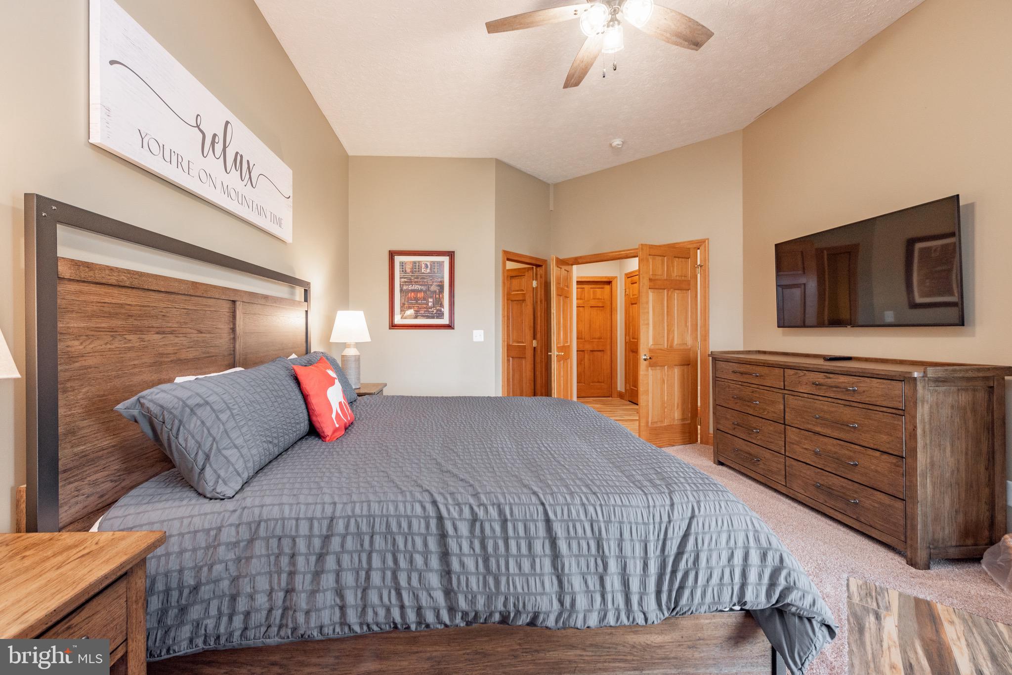 DEEP CREEK HIGHLANDS - Residential