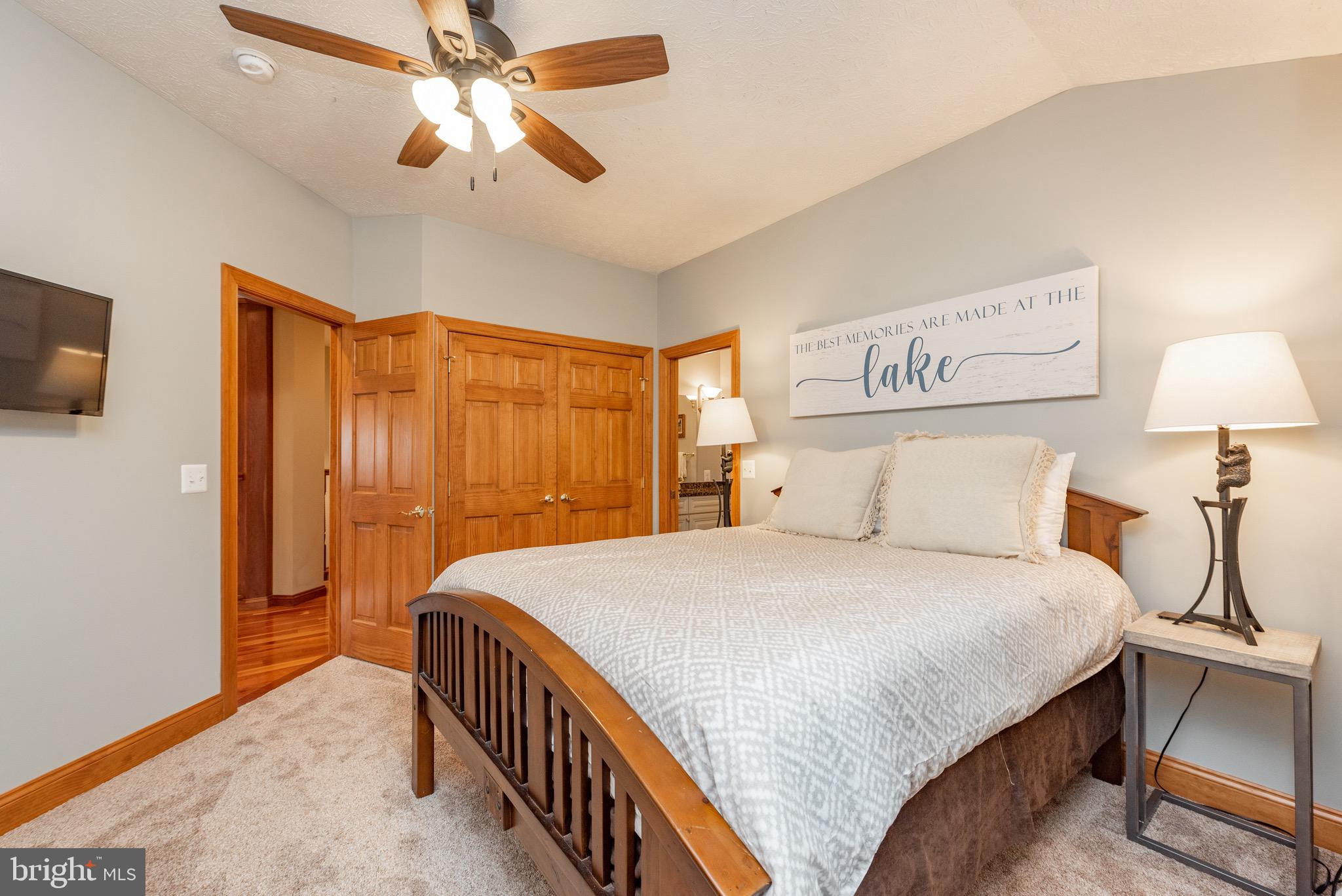 DEEP CREEK HIGHLANDS - Residential