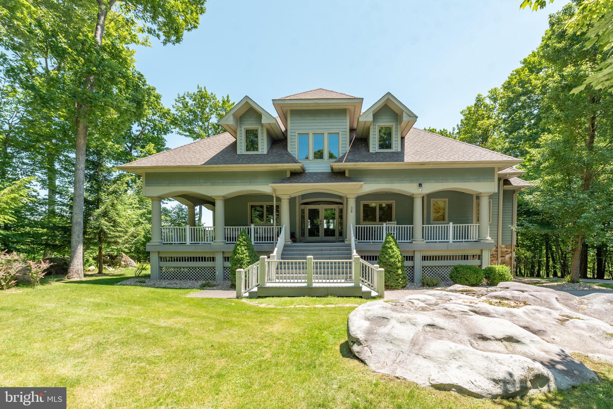 DEEP CREEK HIGHLANDS - Residential