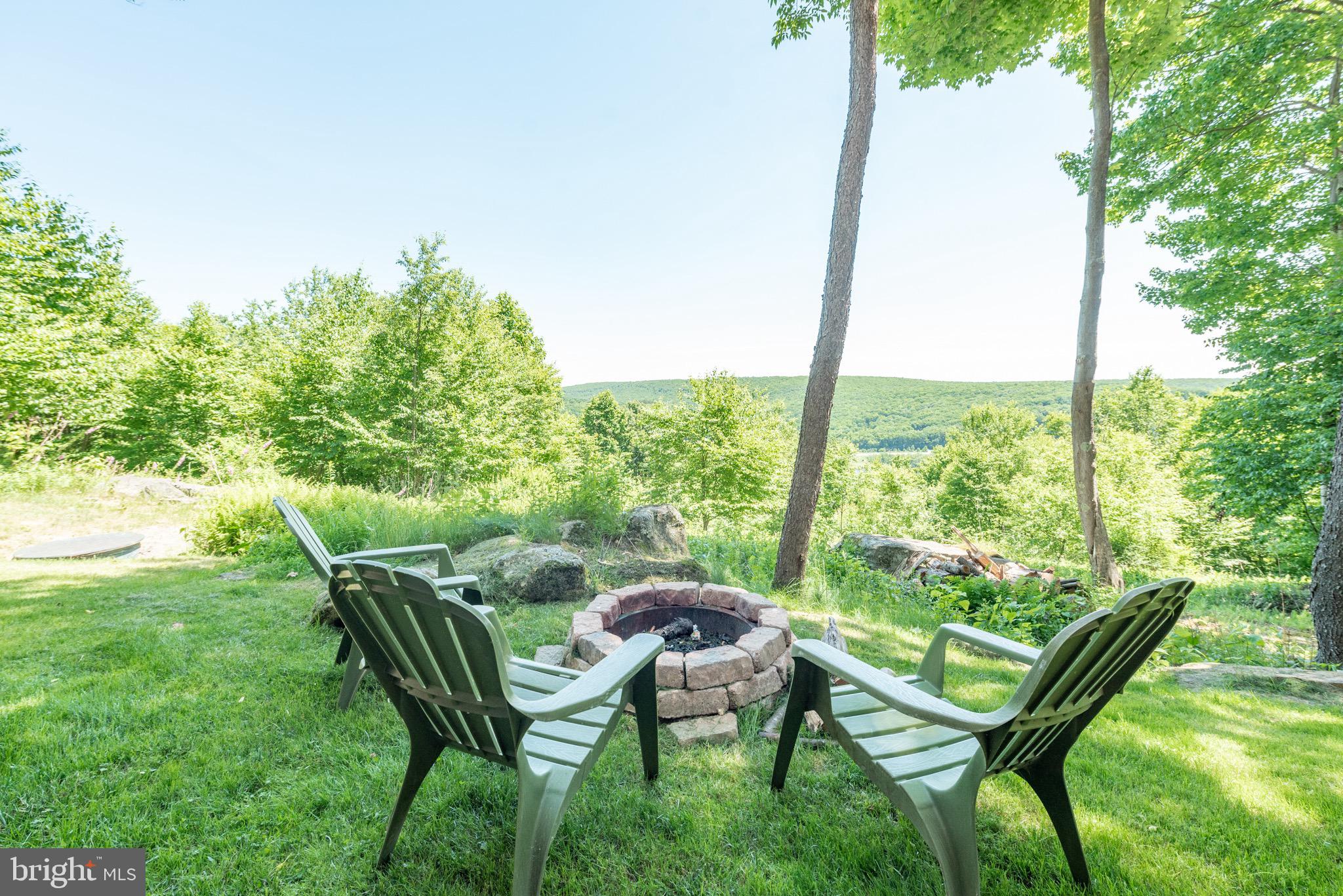 DEEP CREEK HIGHLANDS - Residential