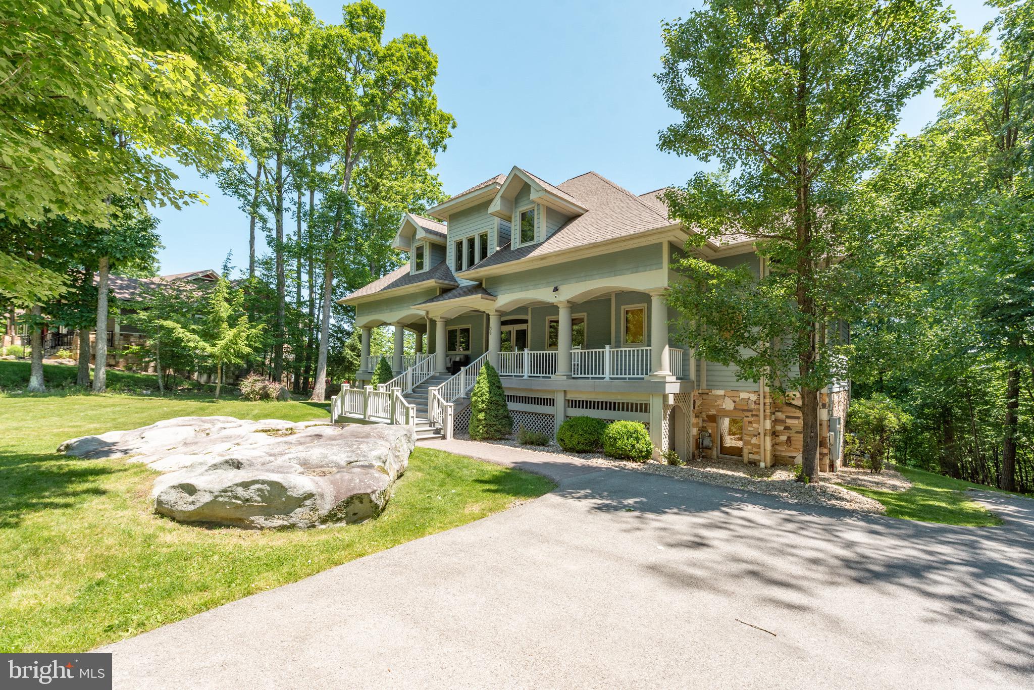DEEP CREEK HIGHLANDS - Residential