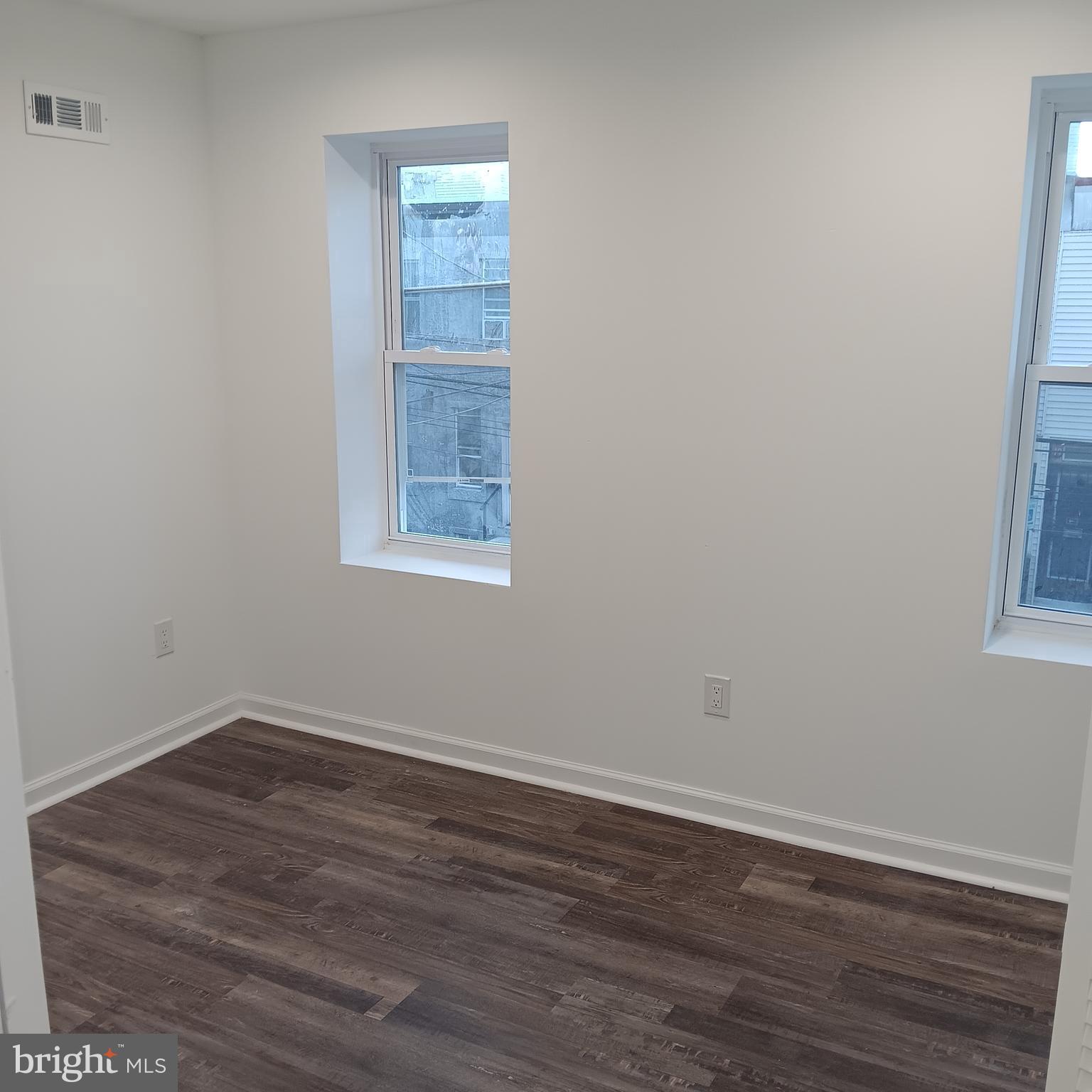 NORRIS SQUARE - Residential