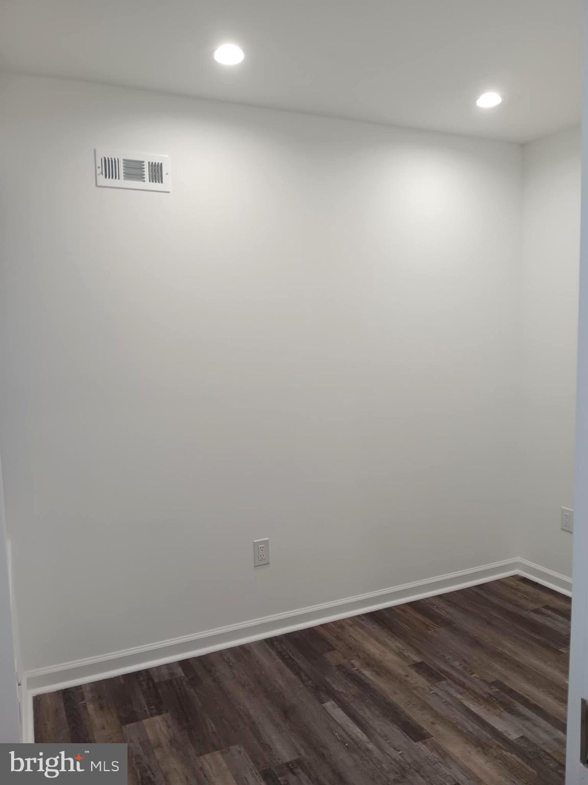 NORRIS SQUARE - Residential