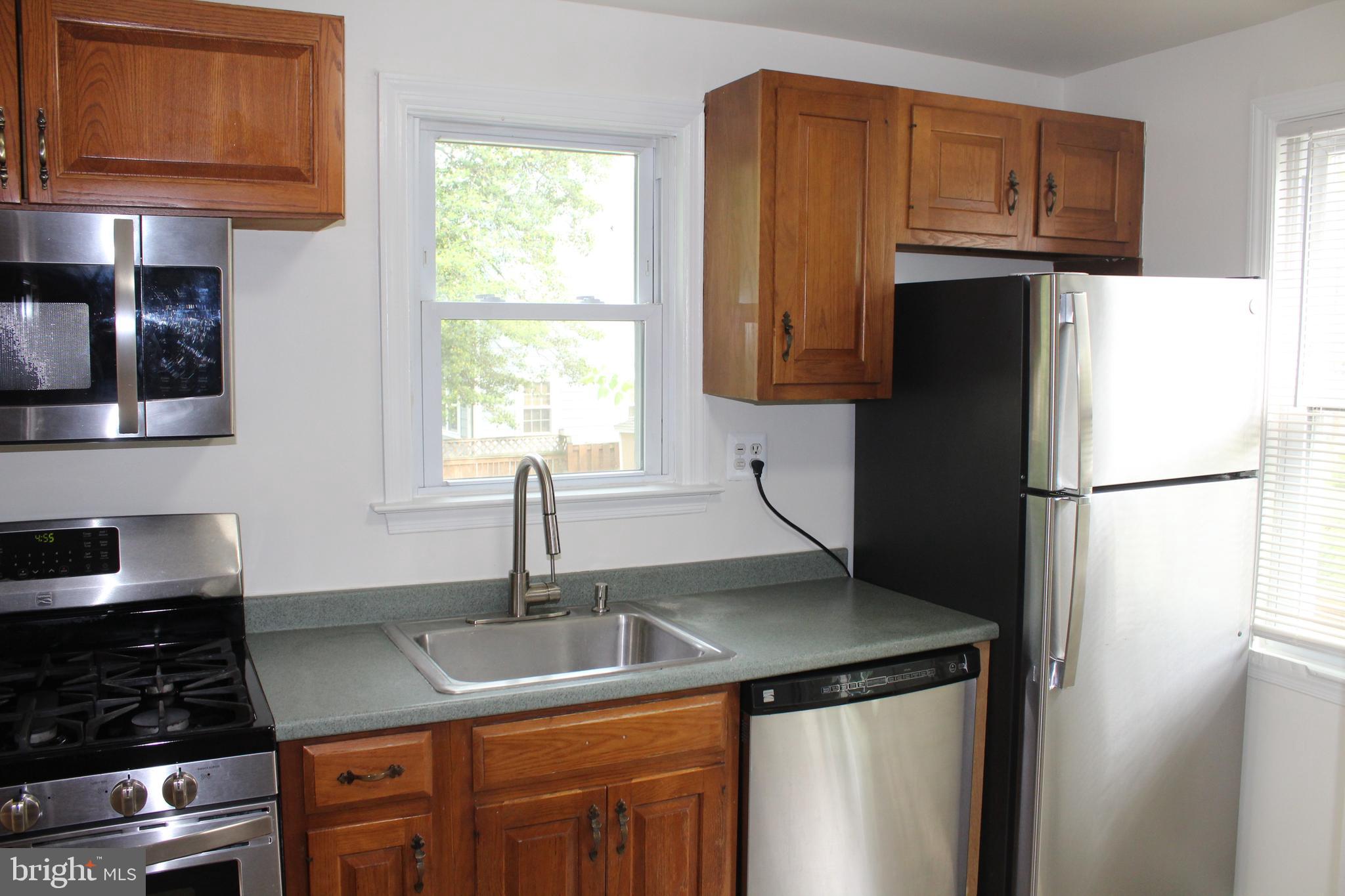 DOMINION HILLS - Residential Lease