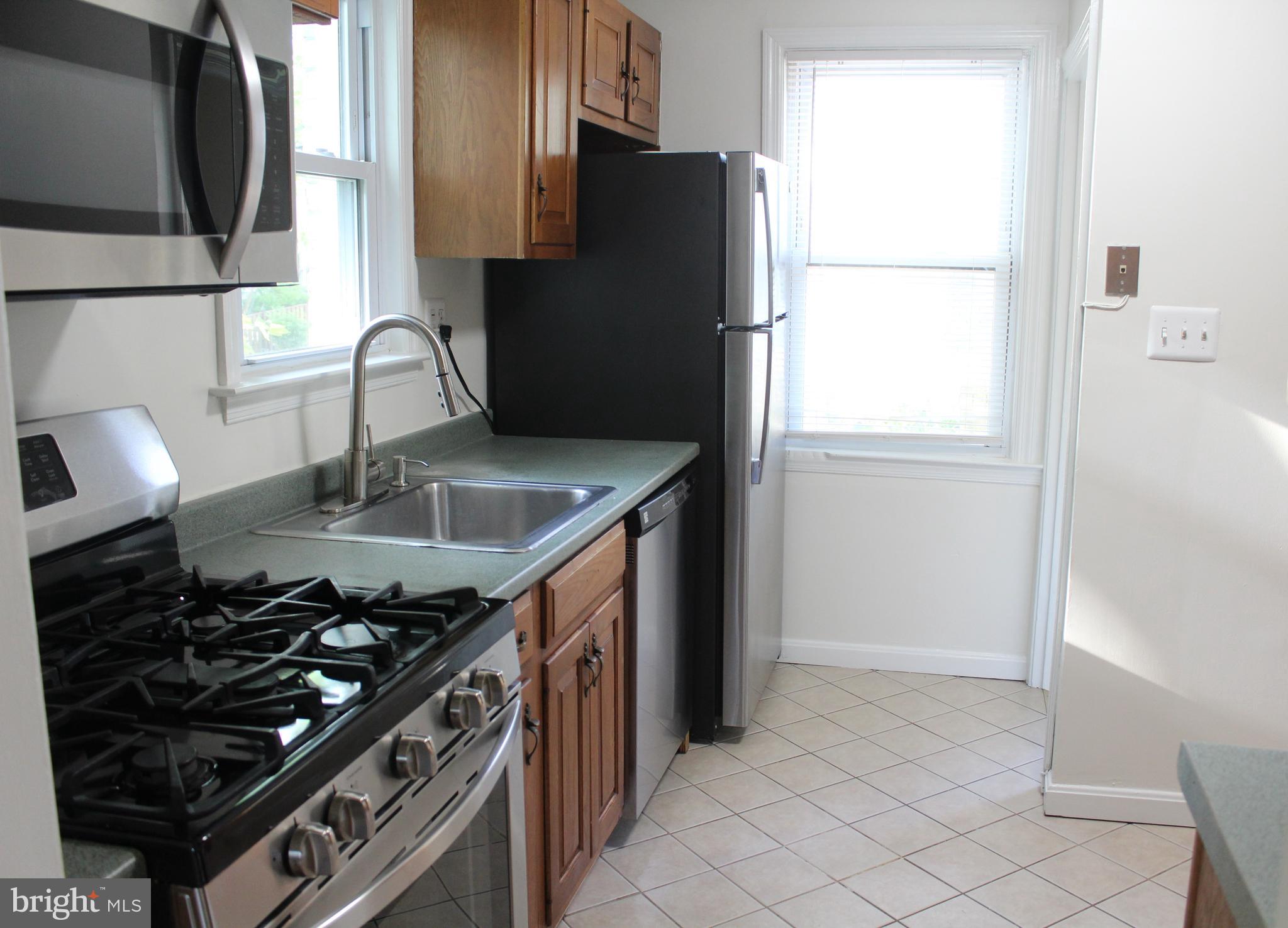 DOMINION HILLS - Residential Lease