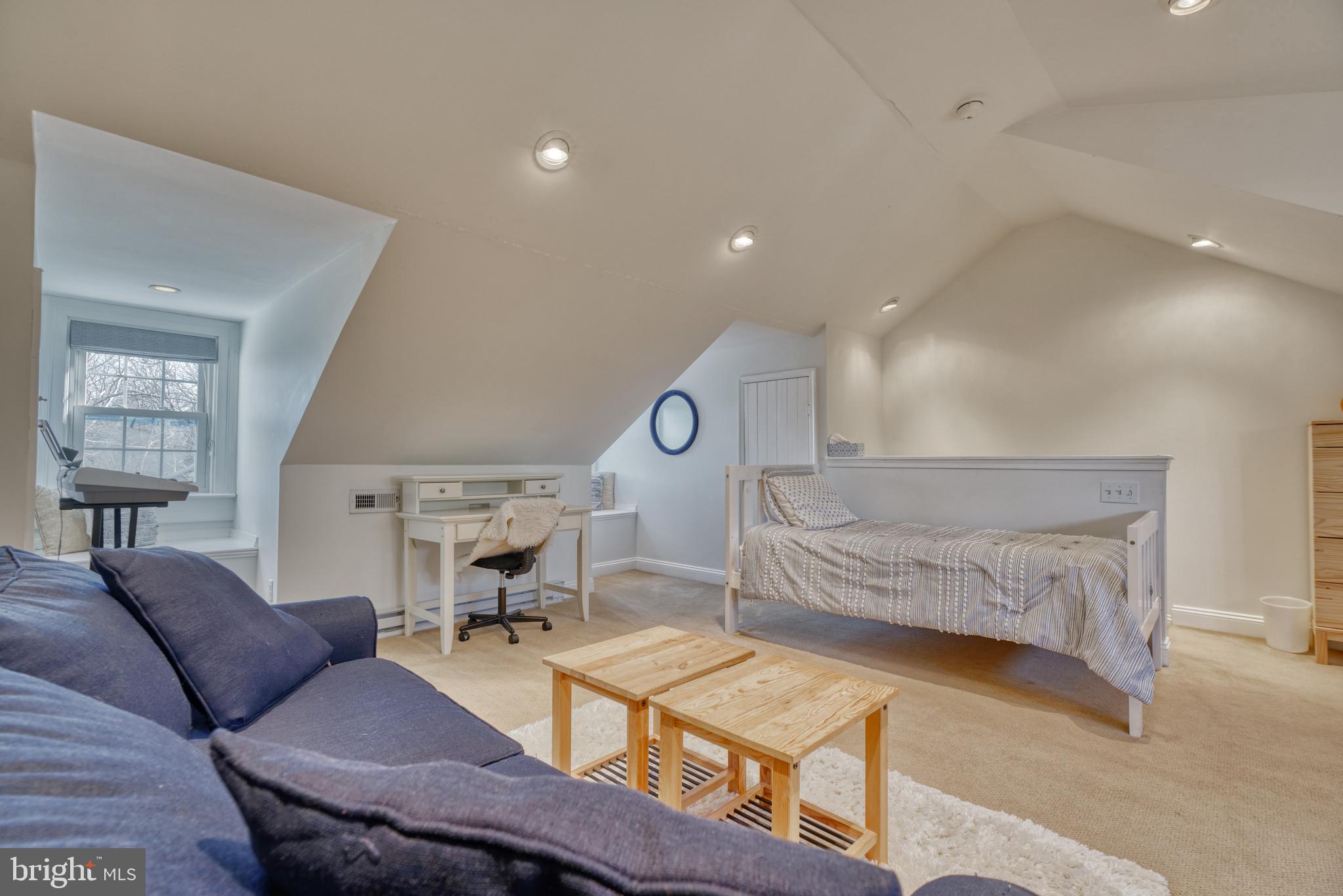 RODGERS FORGE - Residential