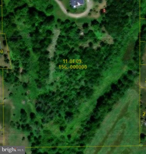 Vacant Land For Sale - 5.03 ACRE LOT ON Jenny Lane<br/> Franklin County, CHAMBERSBURG, PA 17202