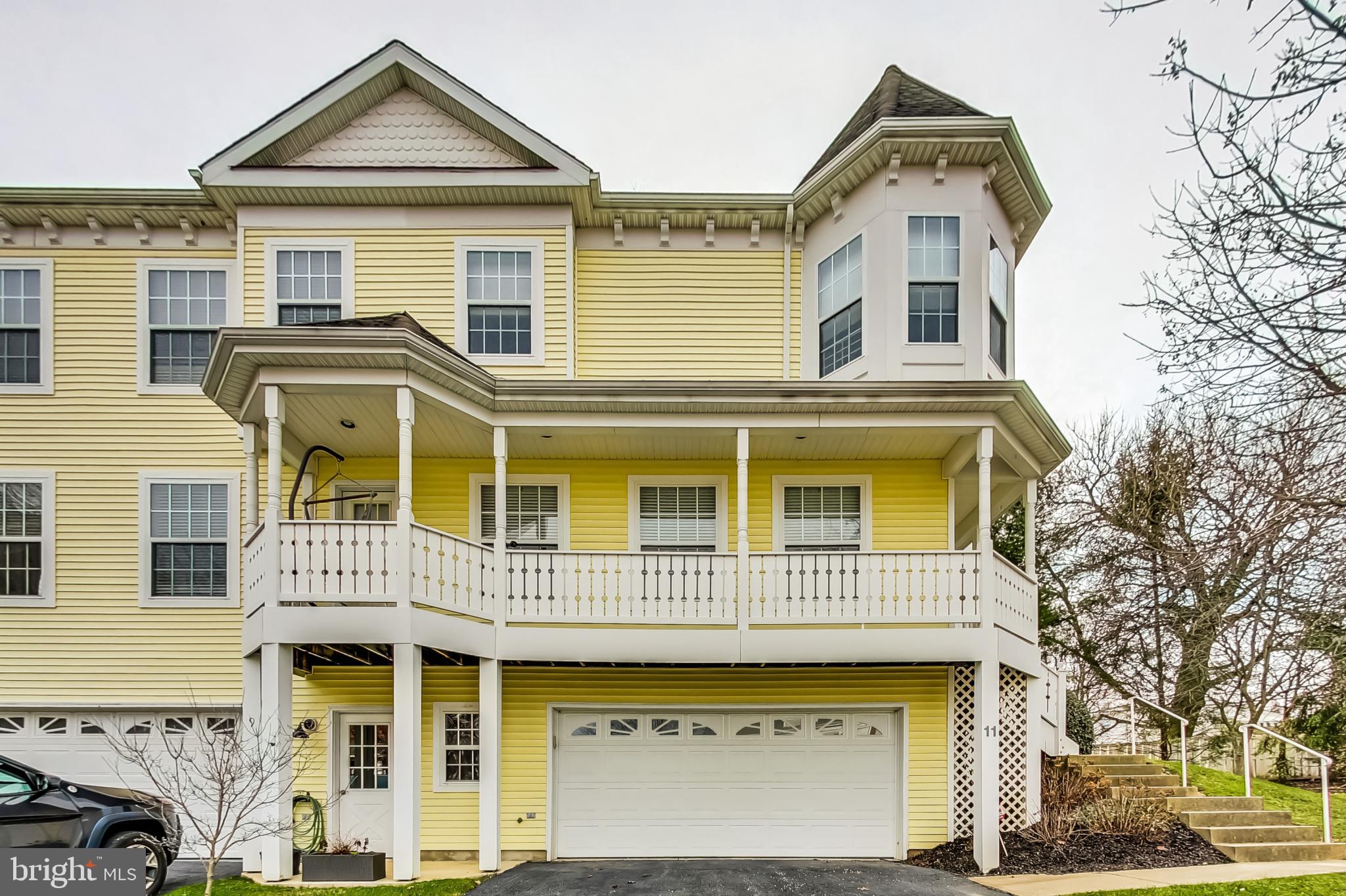 GOLDSBOROUGH MANOR - Residential