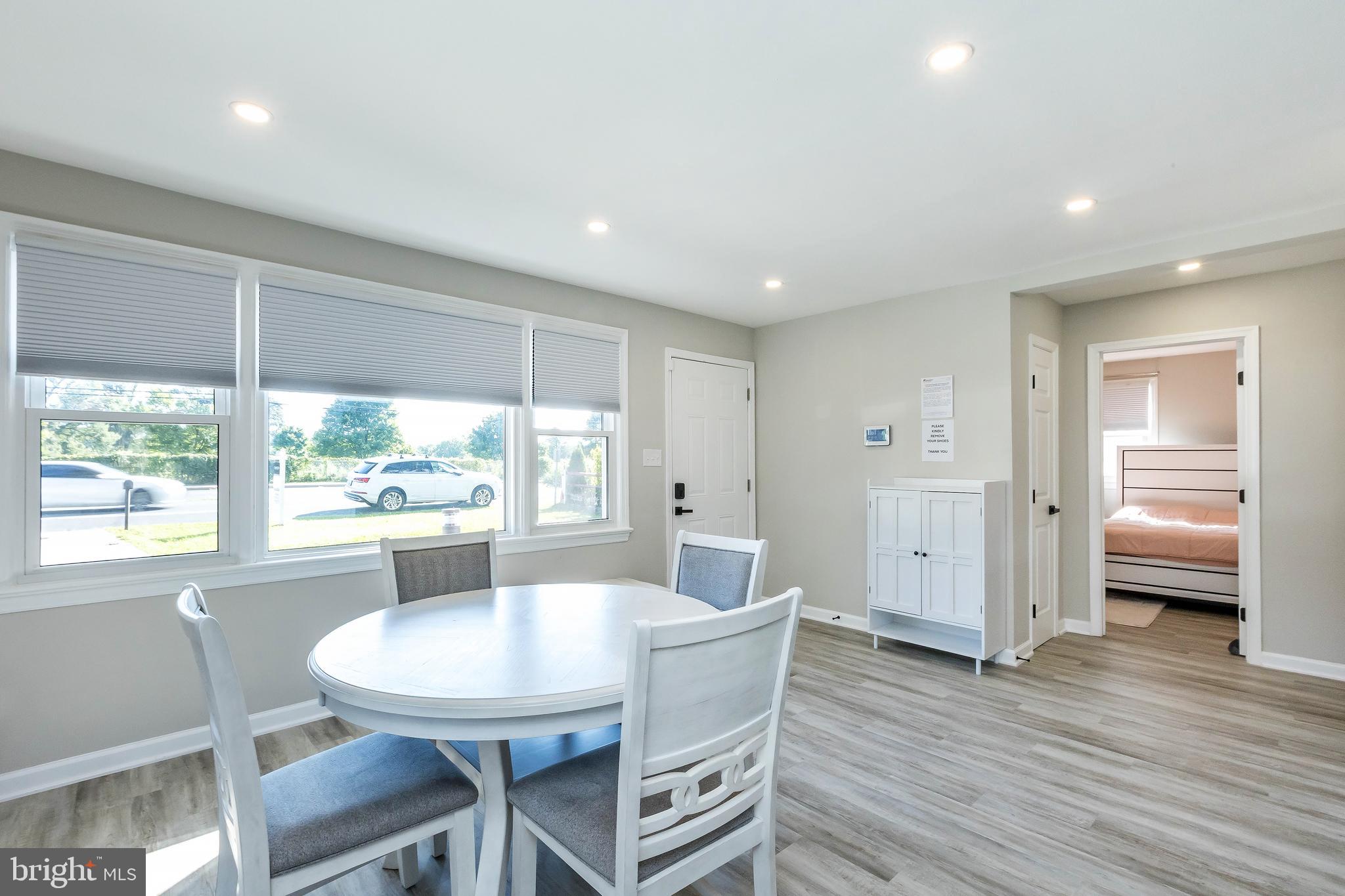 8312 ADELPHI RD