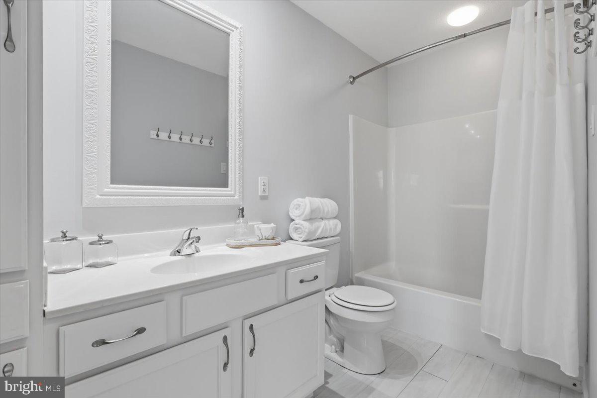 NEW MARKET WEST - Residential